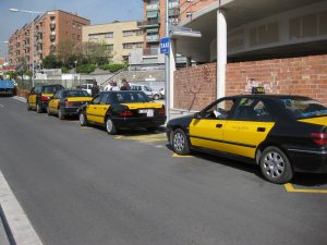 Parada del fondo en Santa Coloma2 Parada de taxis en Santa Coloma